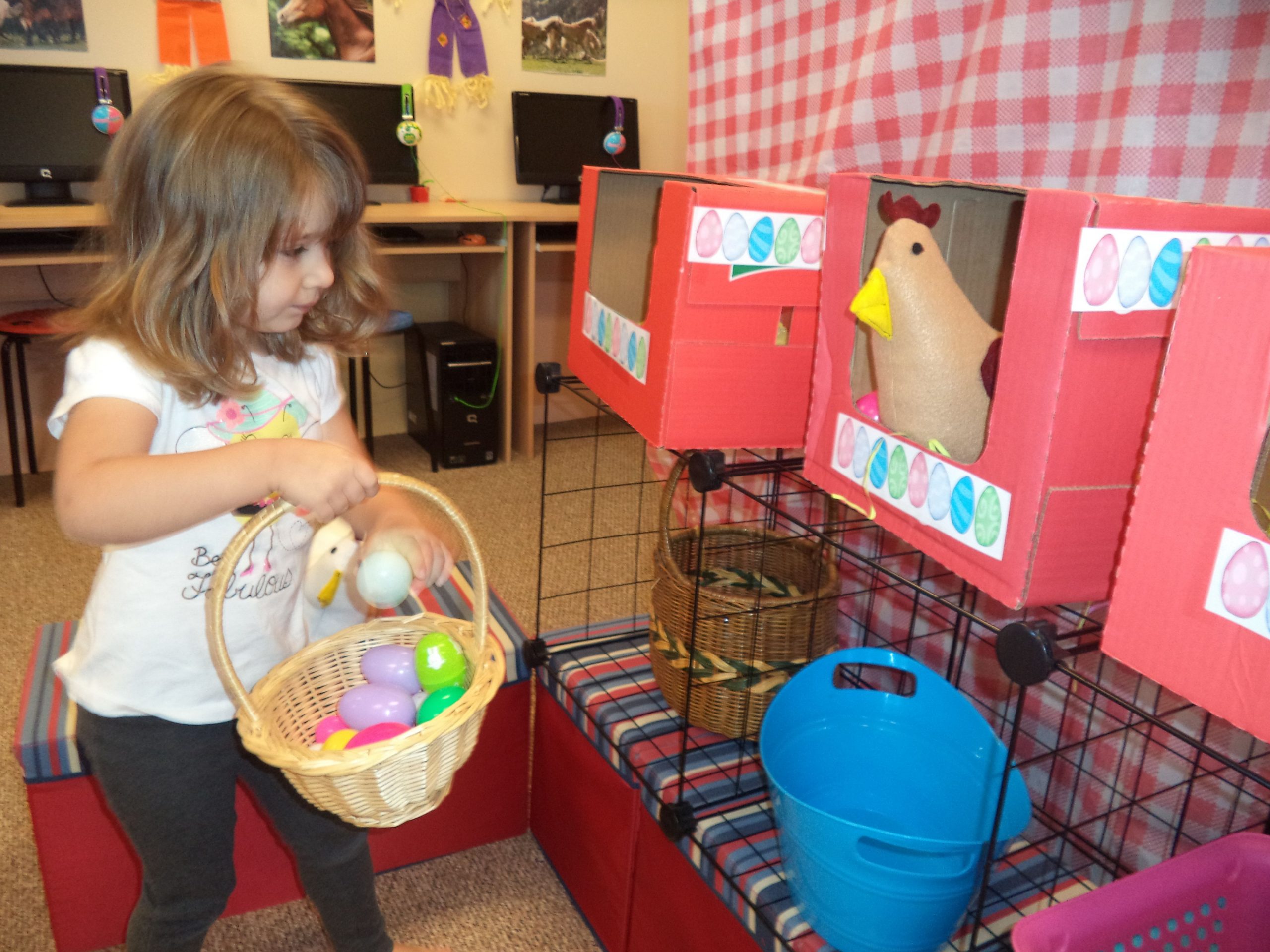 Dramatic Play - Hen House | Dramatic Play Preschool